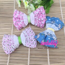 โบว์ผ้าแฮนด์เมดสวยๆตัวใหญ่คาดลูกไม้และริบบิ้นผ้า (แพ็คละ 3 คู่)