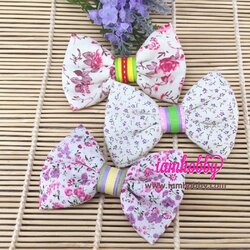 โบว์ผ้าแฮนด์เมดสวยๆลายดอกไม้ คาดริบบิ้น (แพ็คละ 3 คู่)