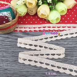 ลูกไม้ลายลูกตุ้ม สีเบจ 1.3 Cm. (1 หลา)