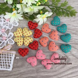 กระดุมปั๊มผ้ารูปหัวใจลายจุด 17x15 มิล คละสี (แพ็คละ 20 ชิ้น) (เลือก Set)