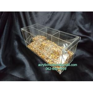 กล่องใส่อาหารนก