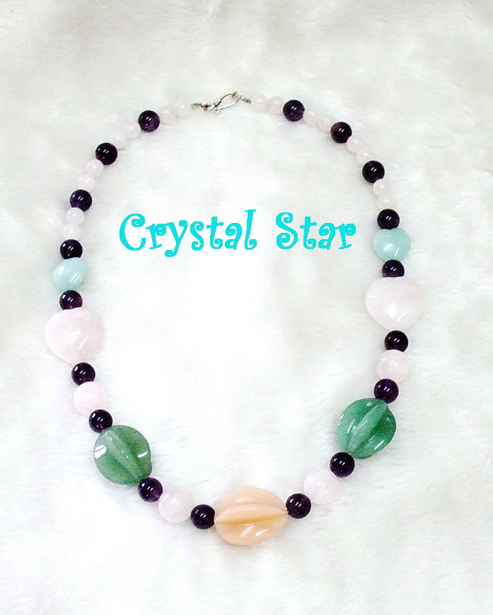 สร้อยคอหินสี