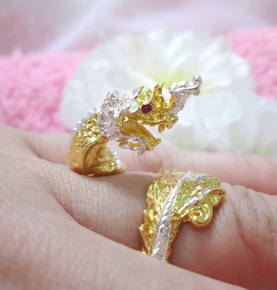 แหวนพญานาค