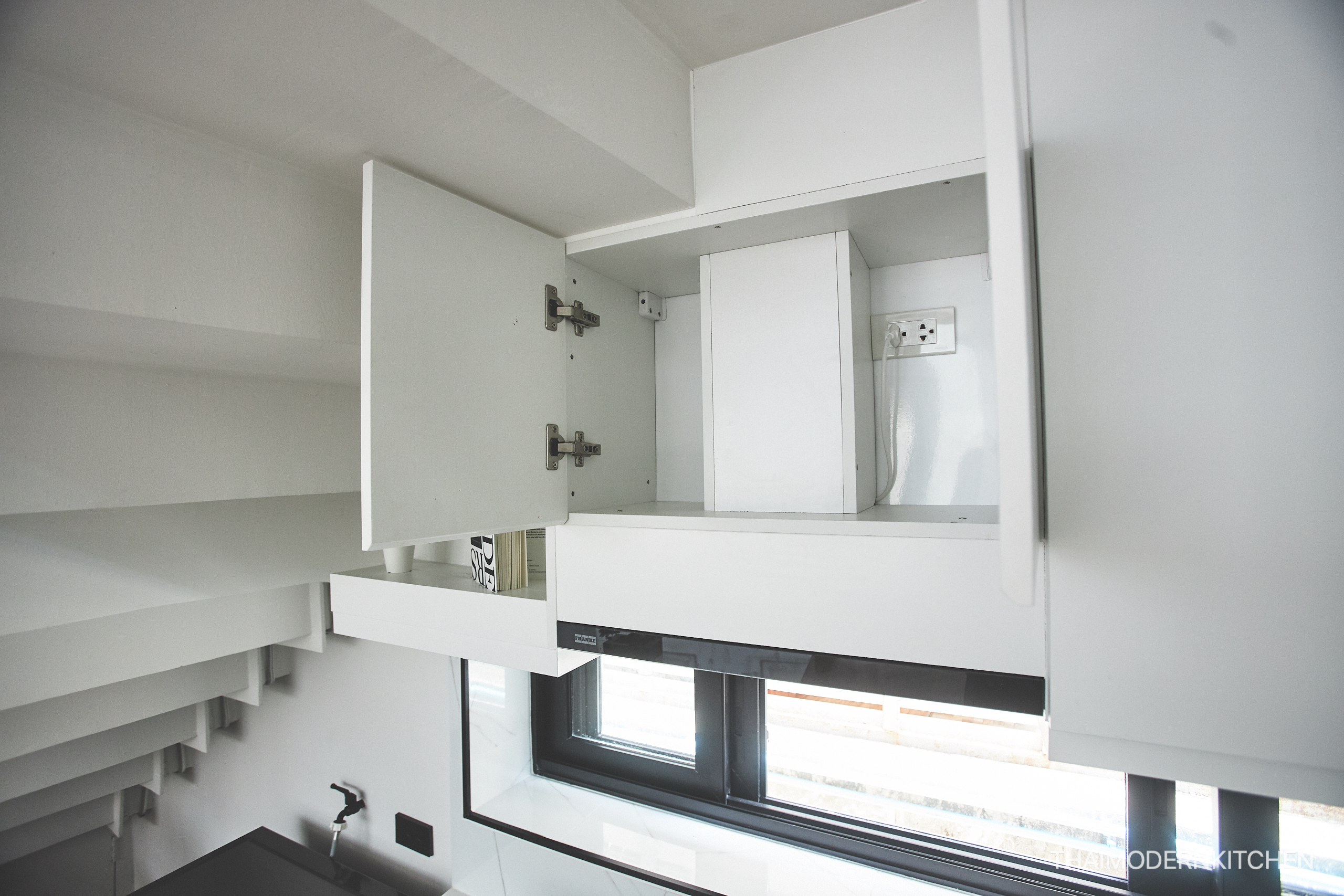 ครัวบิ้วอิน บ้านคุณพิชชา counter bar ไซด์น่ารักลงตัว ราคา 109000