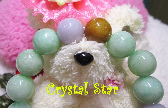 สร้อยข้อมือหยกสีผสม