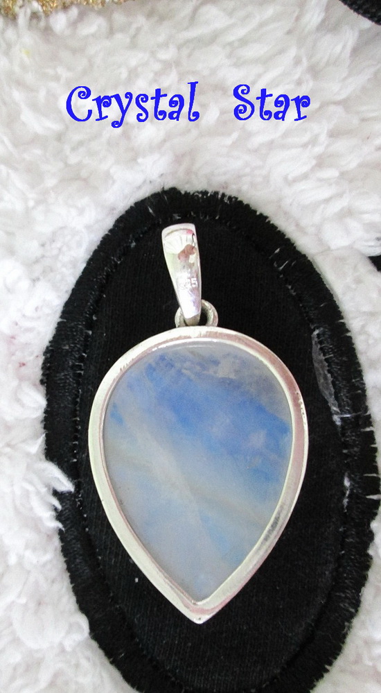 จี้ Moonstone หยดน้ำใหญ่