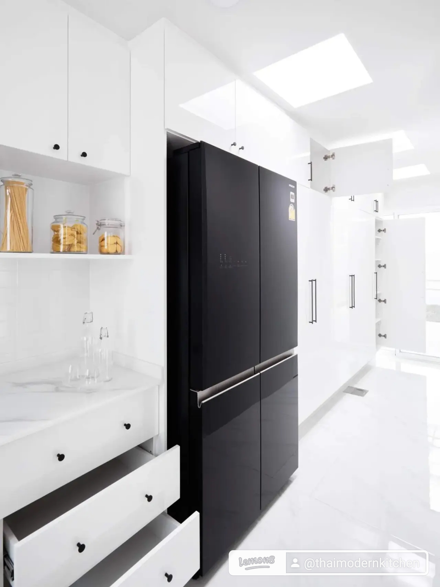 ครัวบิ้วอิน สีขาวบ้านคุณจอย สำเนา