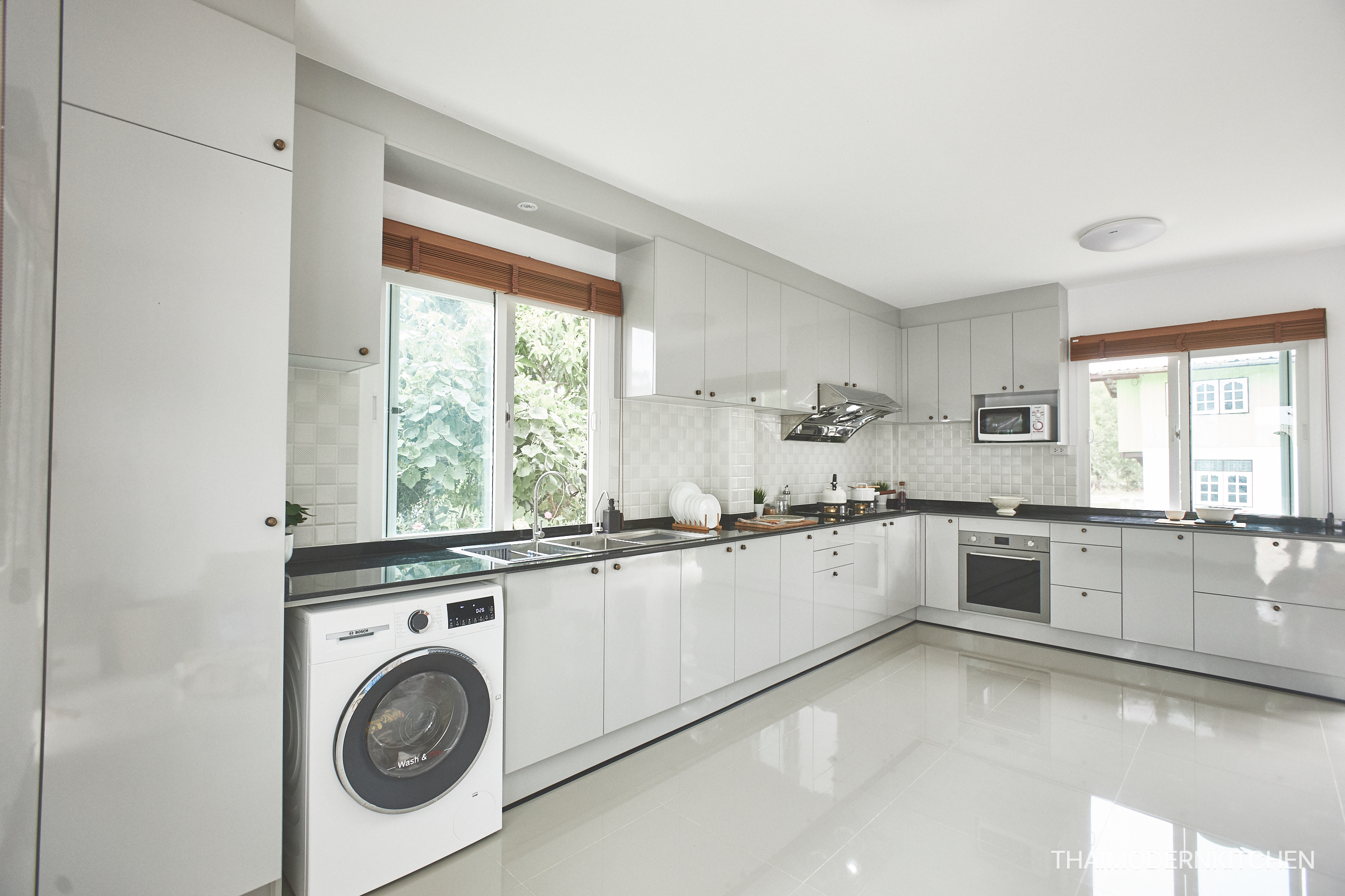 ครัวบิ้วอิน ราคา 85,000- 3.2+1.9 ตู้ล่าง 3.2 ตู้บน รวมตู้สูง