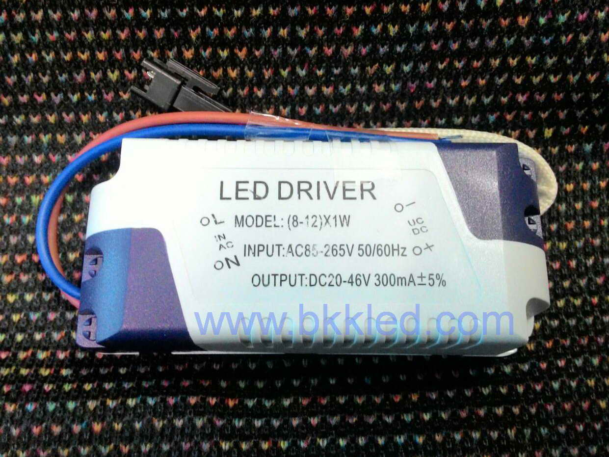 LED DRIVER 12W รองรับหลอด 1W จำนวน 8-12 หลอด , ใช้ไฟ 220V (กล่อง+ปลั๊ก)