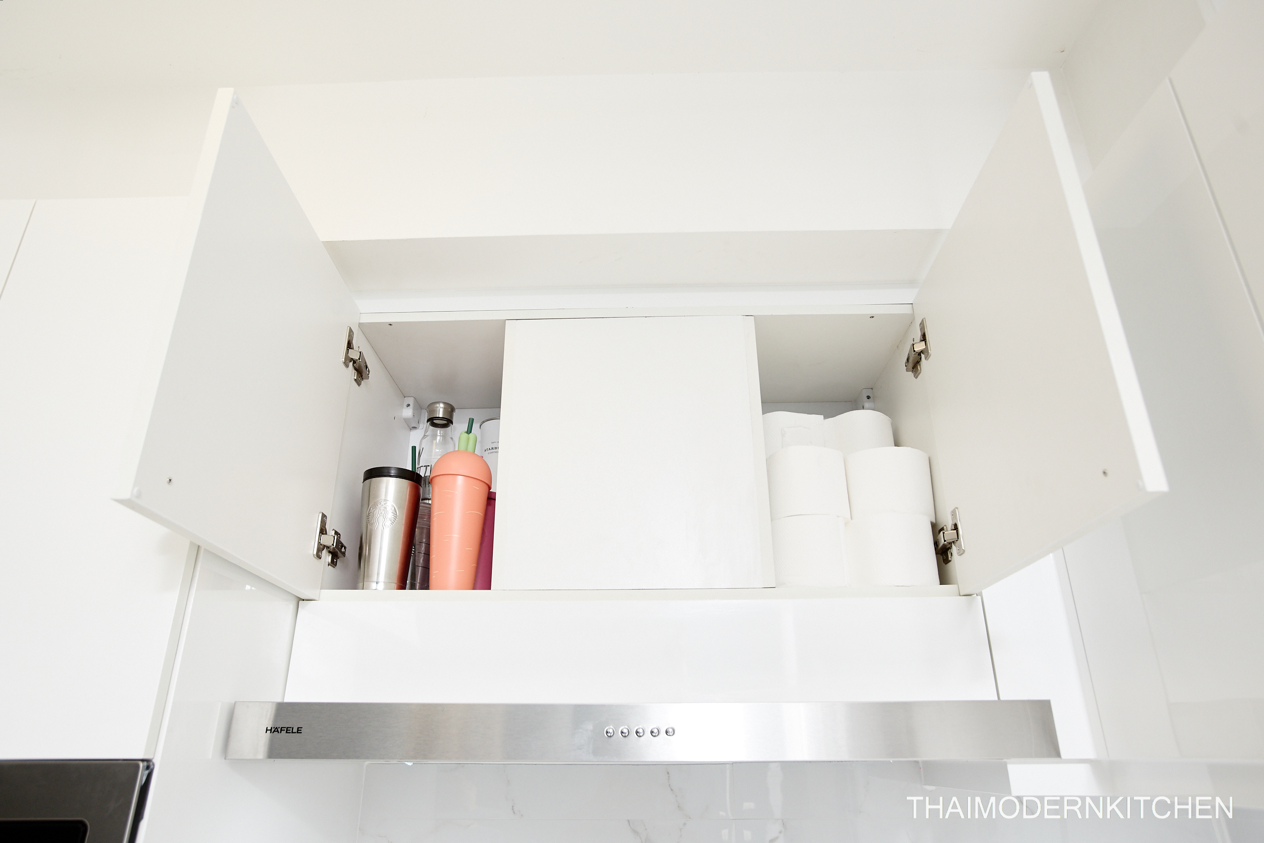 1.7×1.2 ตู้บน+ล่าง 0.9 ตู้เต็ม 0.9 ตู้บนเหนือตู้เย็น