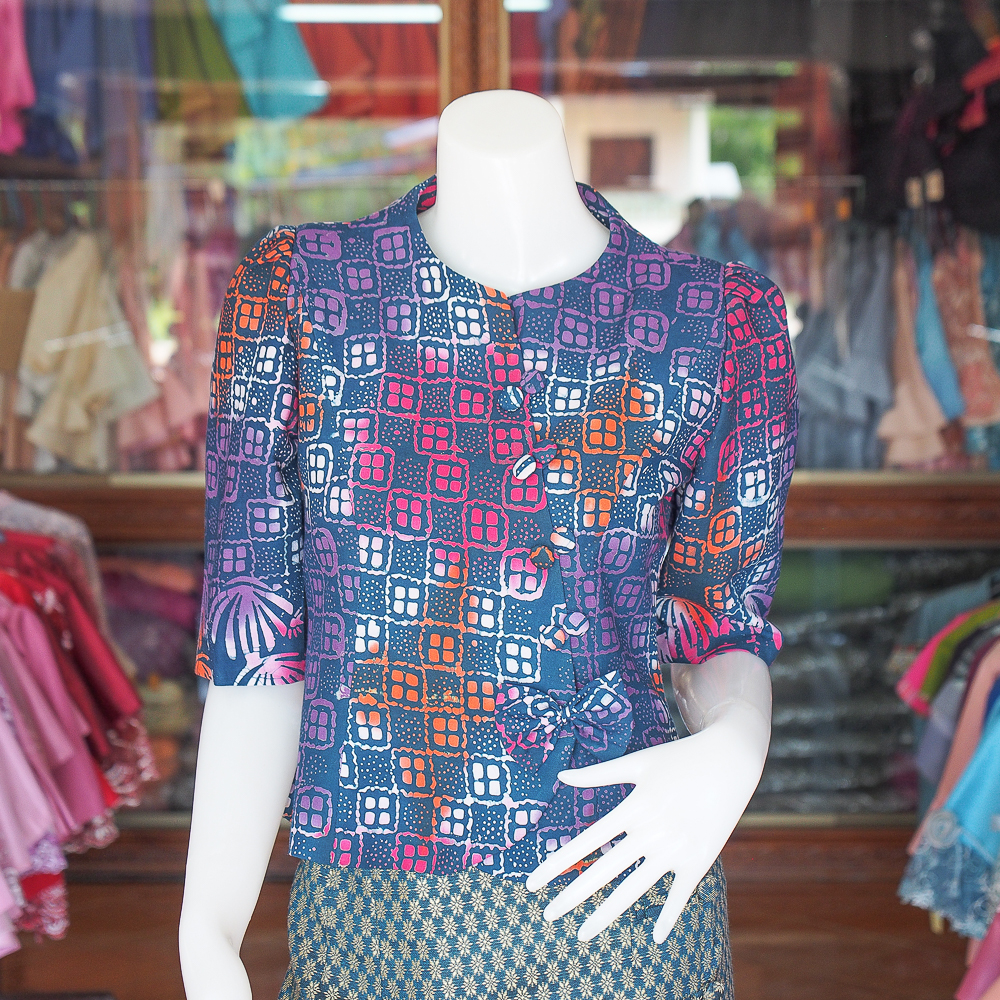 เสื้อผ้าบาติก แขนสามส่วน ไซส์ S