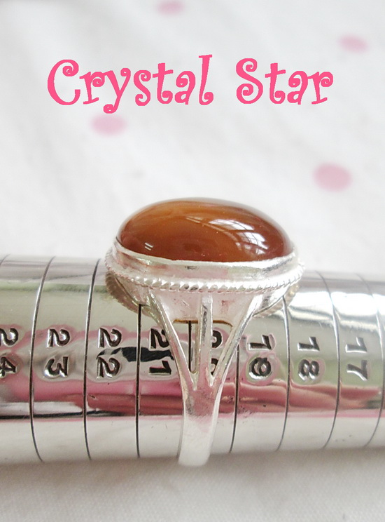 แหวนโป่งข่าม (วิฑูรย์สีน้ำผึ้ง)