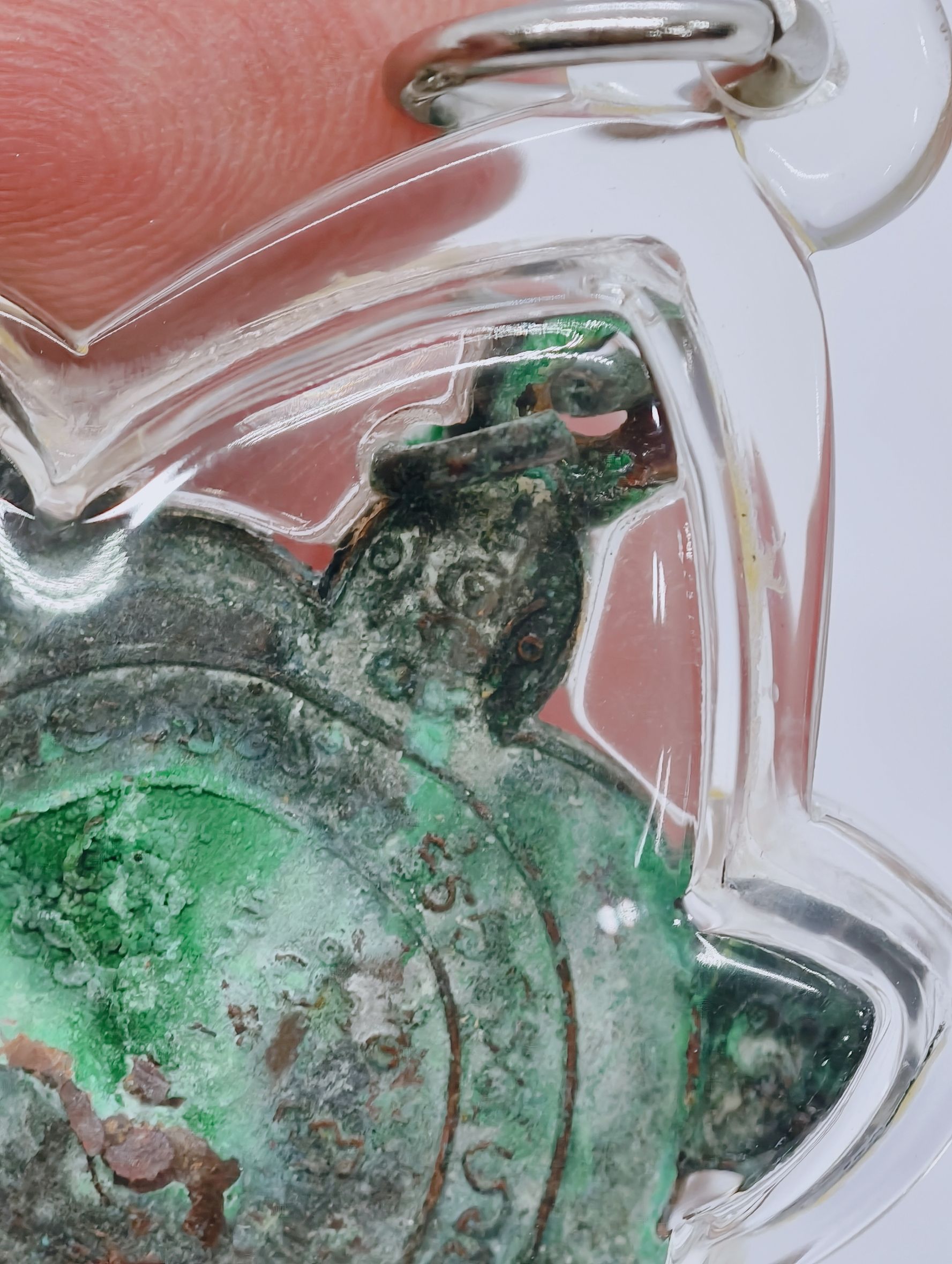 หลวงปู่หลิว วัดไร่แตงทอง และ อาจารย์วิชิต(ห้อย) ทองแพง เหรียญพญาเต่าเรือน แช่น้ำมนต์ สดุ้งกลับ KA3229