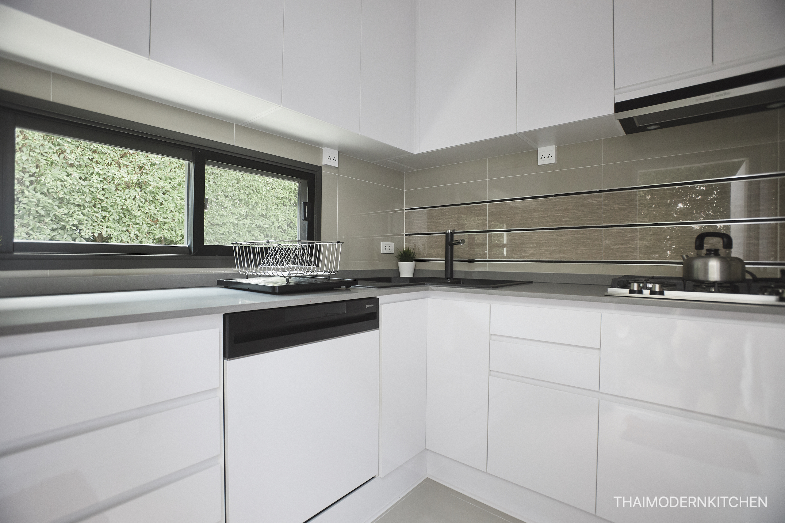 ครัว+ pantry ราคาครัวตามภาพ 2.1+1.5 ตู้บนล่าง