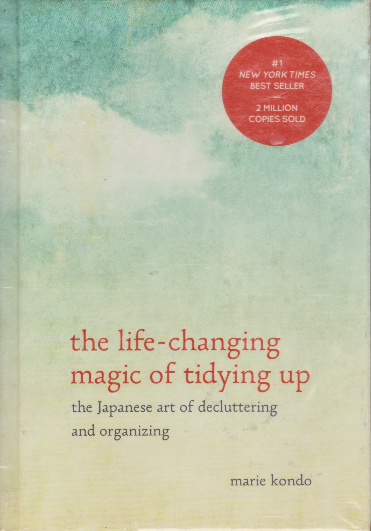 หนังสือภาษาอังกฤษ (ปกแข็ง) The Life-Changing Magic of Tidying Up : The Japanese Art of Decluttering and Organizing by Marie Kondo