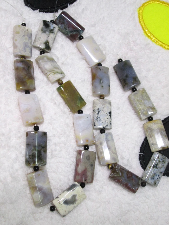 อาเกตทรงสี่เหลี่ยม