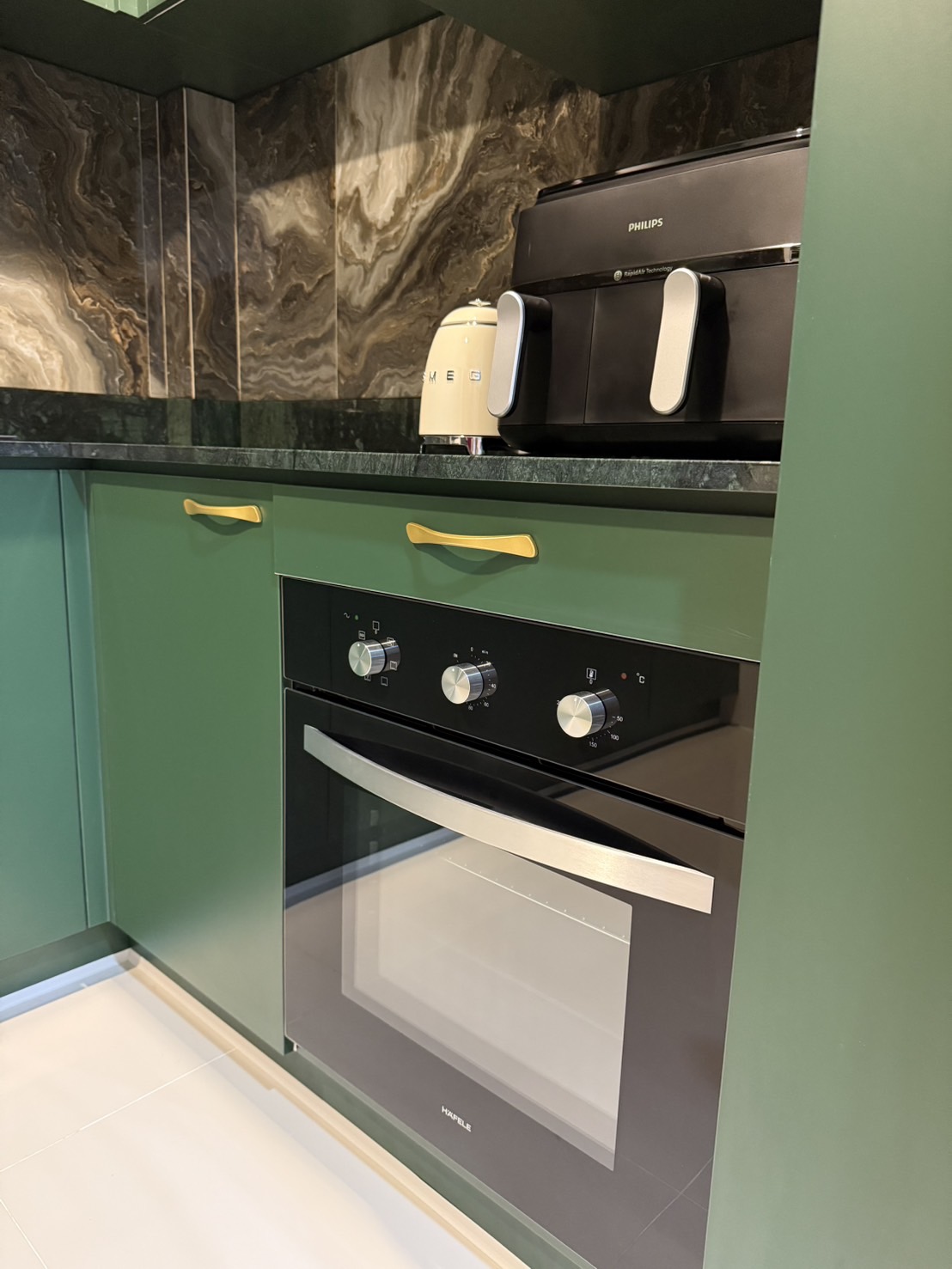 ครัวสีเขียว #ครัวบิ้วอิน บ้านคุณมรกต ราคา 100,000-