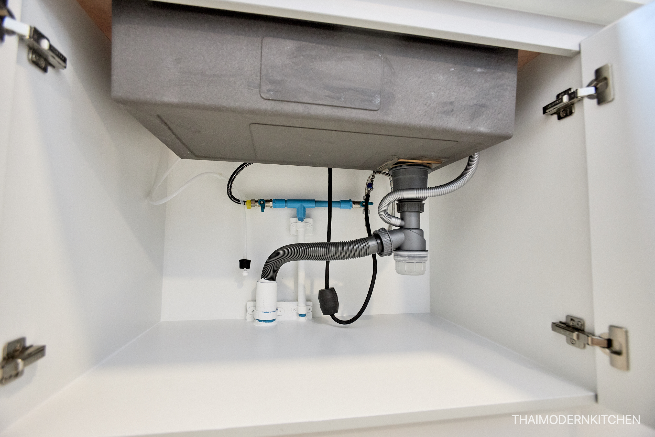 ครัวบิ้วอิน บ้านคุณปาน ตู้ไฟ ตู้เย็น