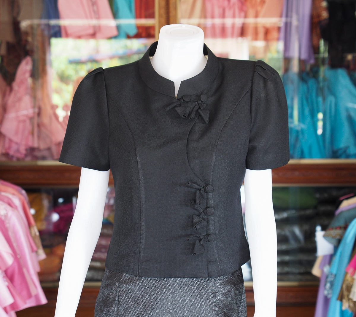 เสื้อผ้าฝ้ายทอลายลูกแก้ว สีดำ ไซส์ L