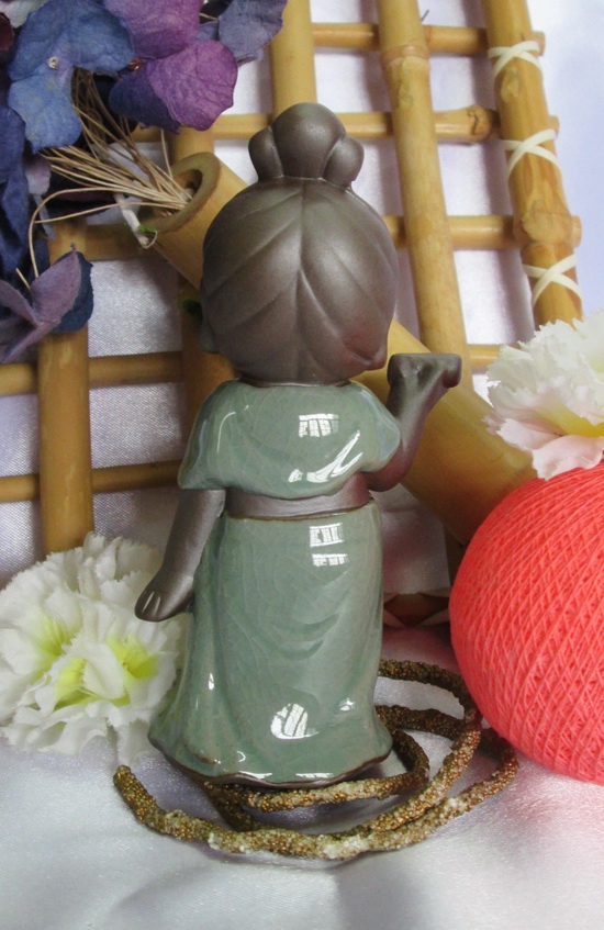 ตุ๊กตาเซรามิค