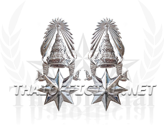 เครื่องหมาย พันตำรวจตรี ยศพันตำรวจตรี