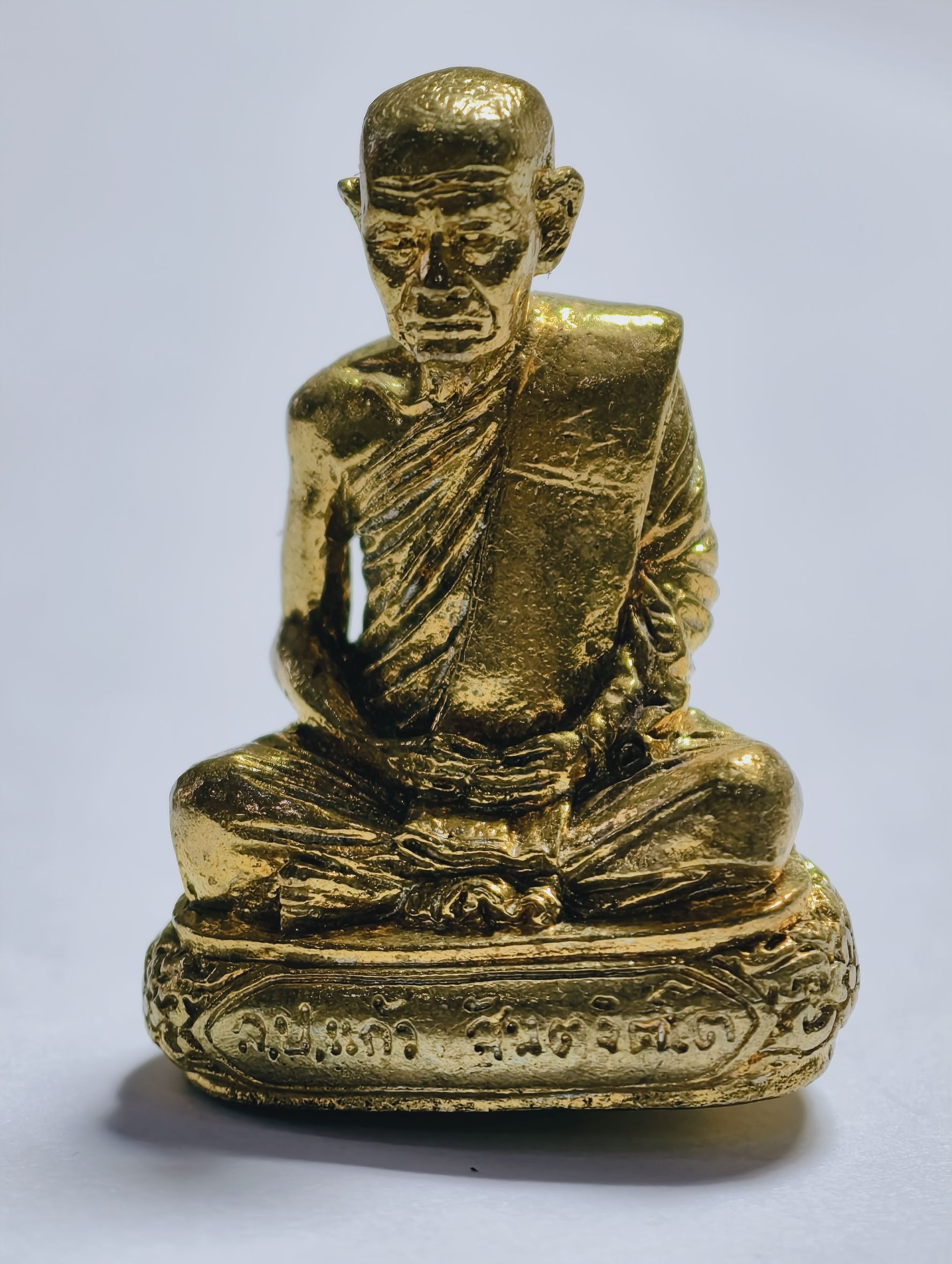 หลวงปู่แก้ว วัดบ้านถนนกระสัง แก้วสารพัดนึก ก้นช้าง กล่องเดิม AC4352