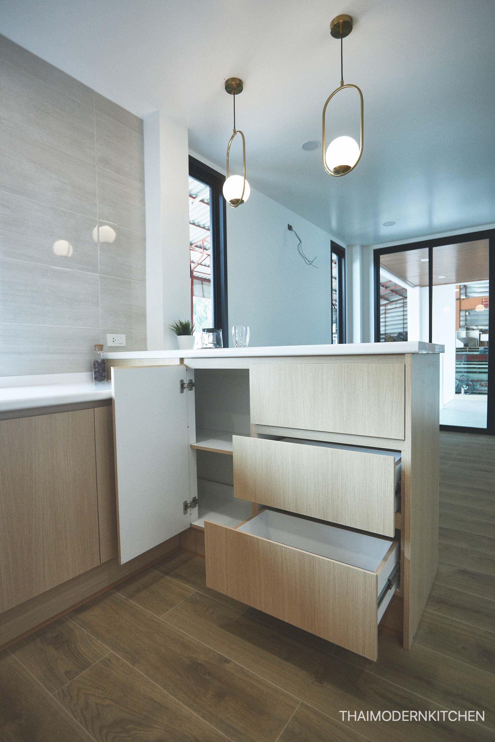 ครัวบิ้วอิน ราคาทั้งหมด 60,000- 1.3 ตู้บนล่าง +2.4 ตู้ล่าง 1.3 counter