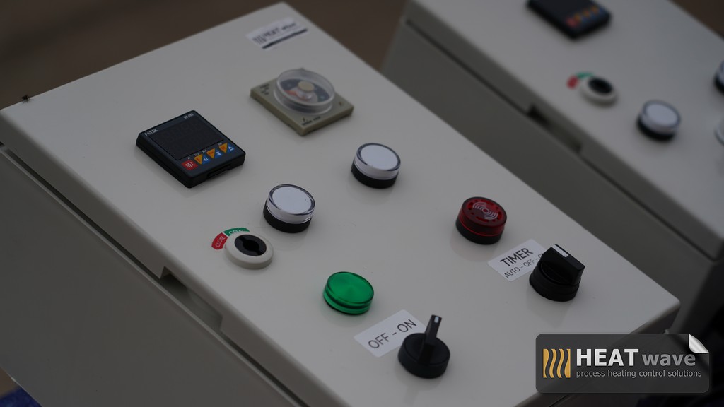 AM SERIES TEMP. & TIME CONTROL MODULE 1 ZONE 2 BURNERS, MSP1 PLASTIC BOX, DIGITAL TEMP. CONTROLLER "FOTEK" TAIWAN, OMRON TIMER