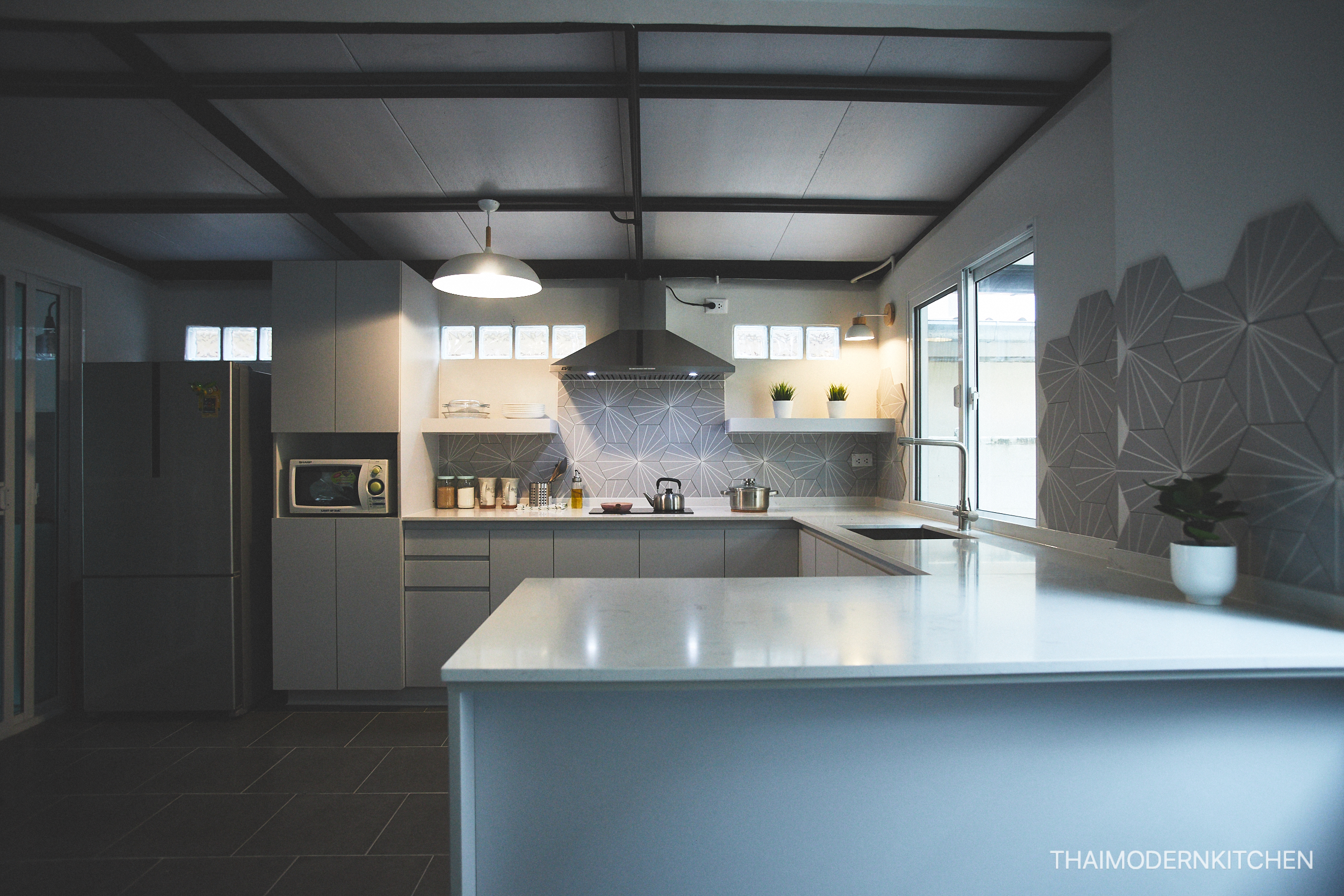 ครัวบ้านคุณ มงคลชัย 2..4+1 ตู้ล่าง Island 1.5*0.8 2.1 ตู้ T