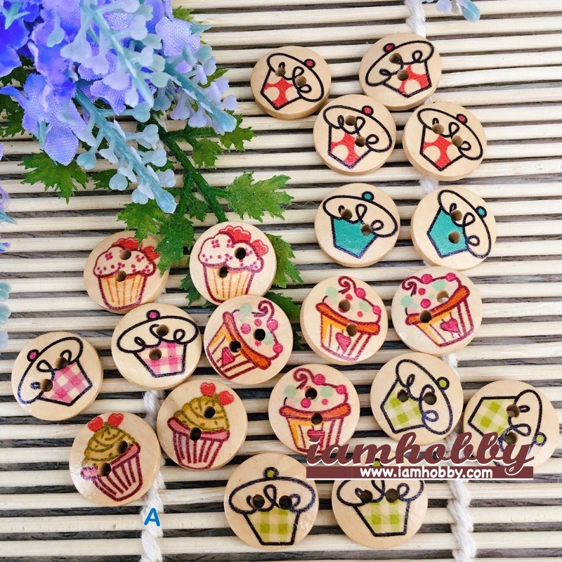 กระดุมไม้น่ารักๆ ลายคัพเค้ก ขนาด 15 มิล (แพ็ค 20 ชิ้น) เลือก Set