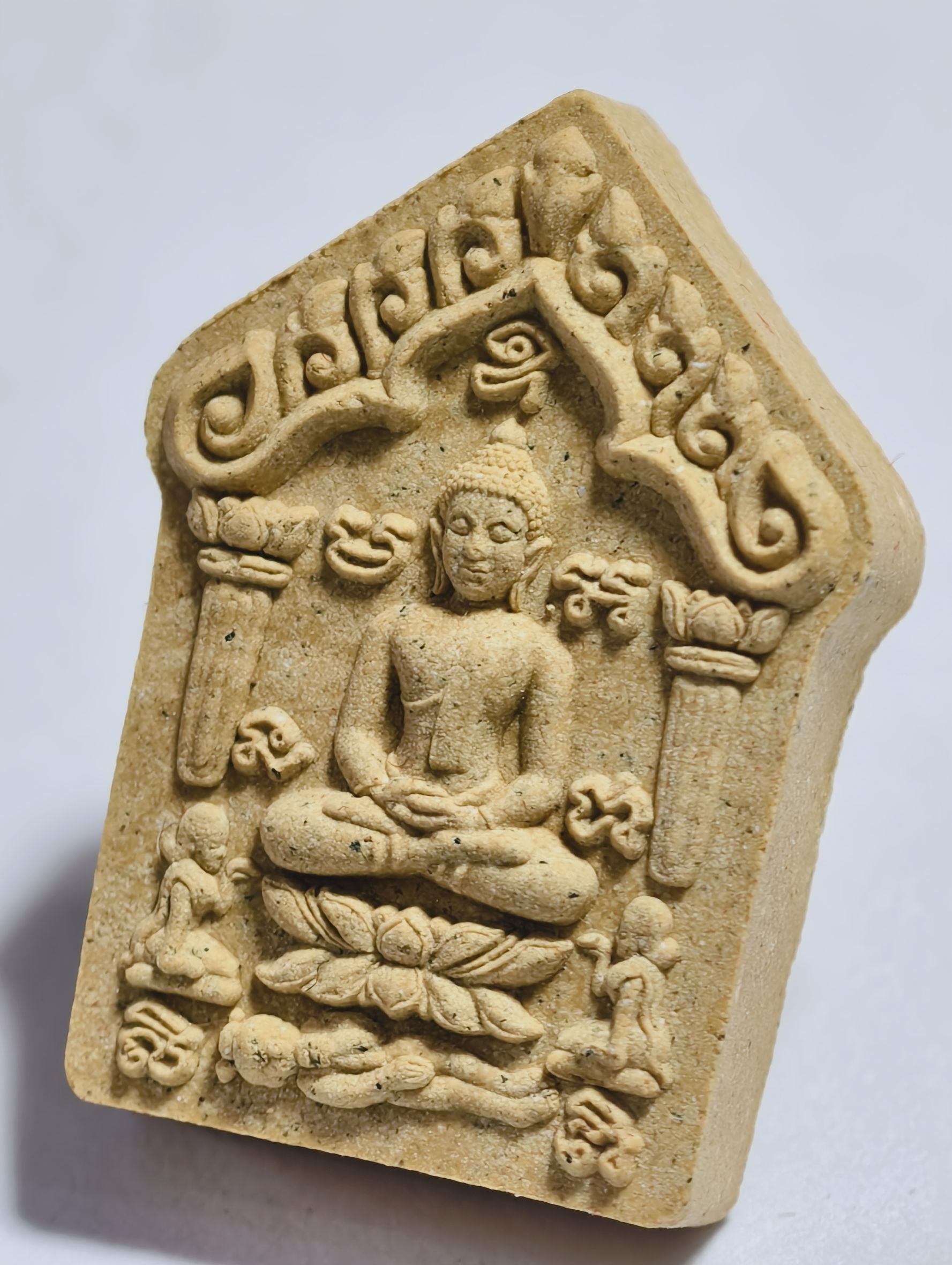 ครูบาแบ่ง วัดบ้านโตนด พระขุนแผนสาริกา ปี 2557 กล่องเดิม AC2129