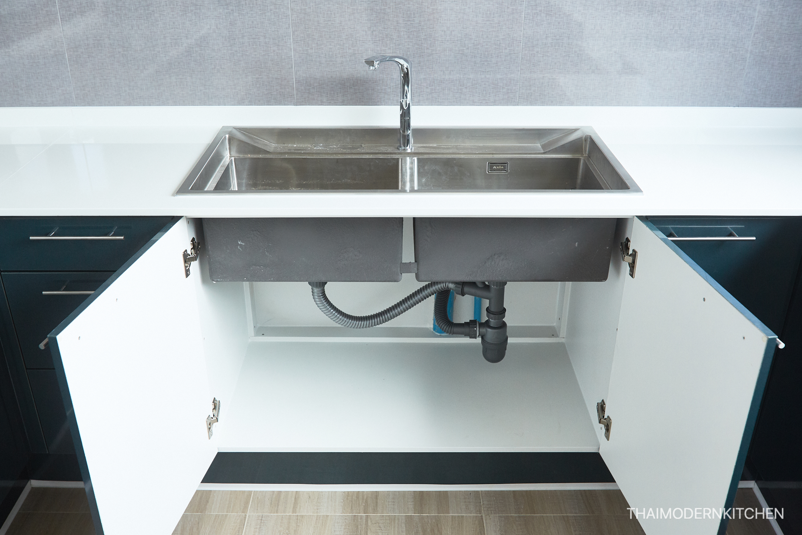 ครัวบิ้วอินบ้านคุณ กวินรัตน์ 1.2+2.9+2.9= 7 ม ตู้ล่าง 2.93 ตู้บน