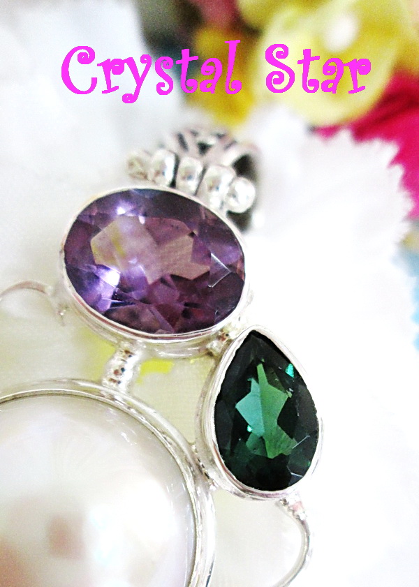 จี้โอปอลและพลอยเนื้ออ่อน