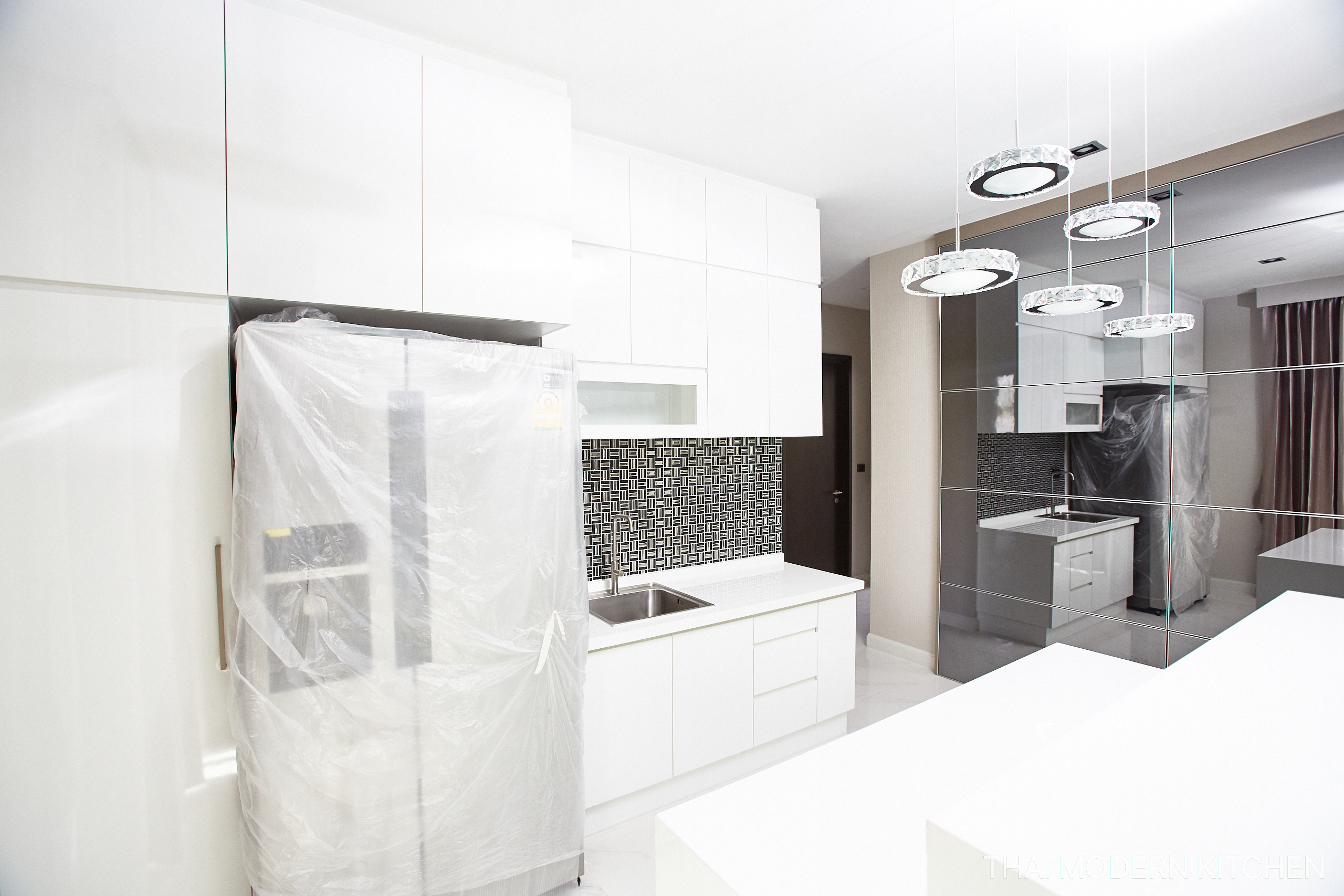 ครัวบิ้วอิน บ้าน ดร.นิพนธ์ - ดร. พัตรานุช วงศ์จินดา