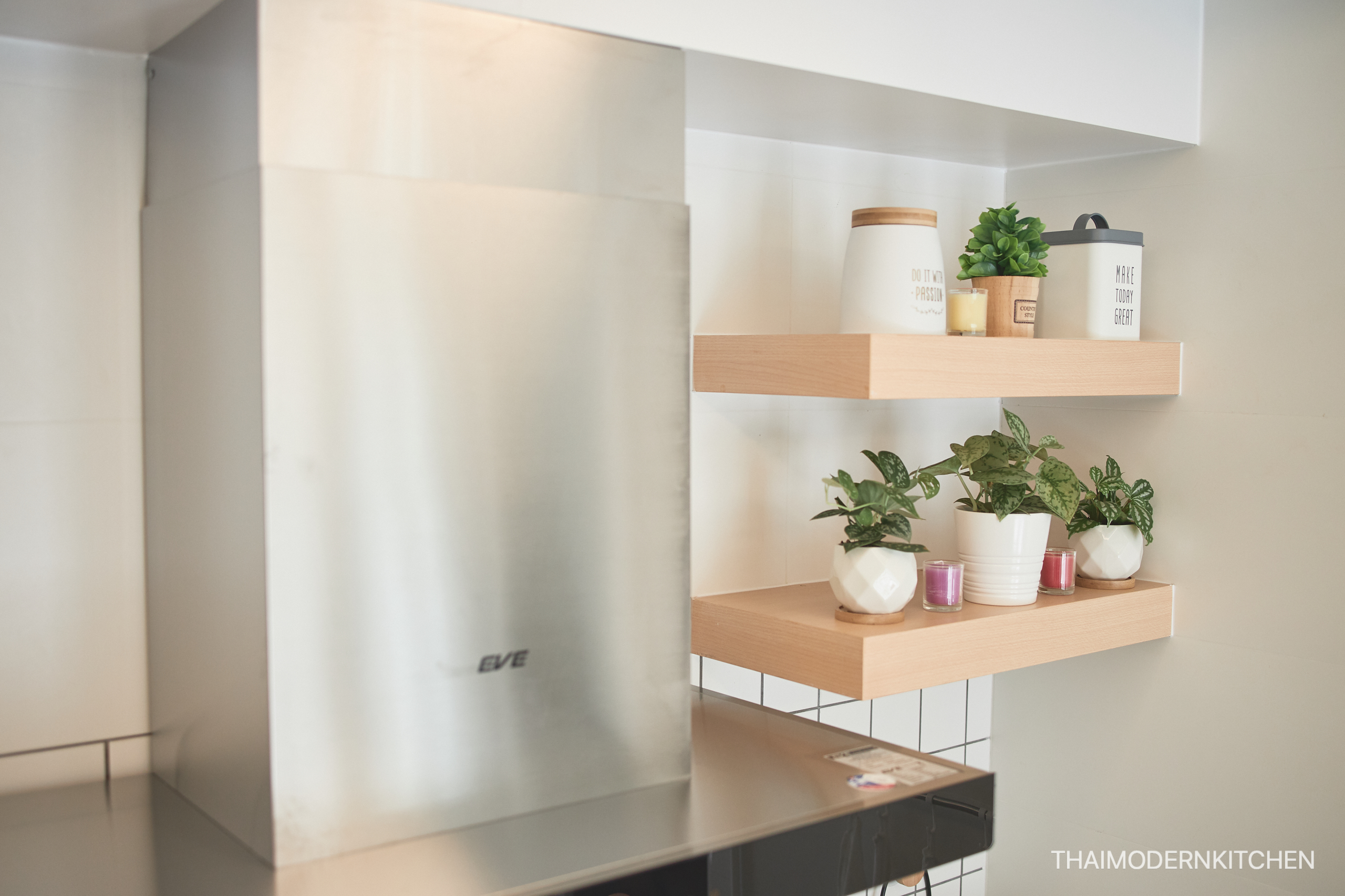 ครัวบิ้วอินบ้านคุณวนิดา ราคา 63000 บาท ใครว่าครัวปูน Muji ไม่ได้ ลูกค้ามีโครงปูนมา ดูภาพประกอบในโพส 2.9 ตู้บน+ล่าง 2.2 ตู้ล่าง