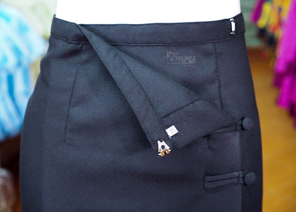 ผ้าถุงป้าย ผ้าทอลายลูกแก้ว สีดำ เอว 30 นิ้ว