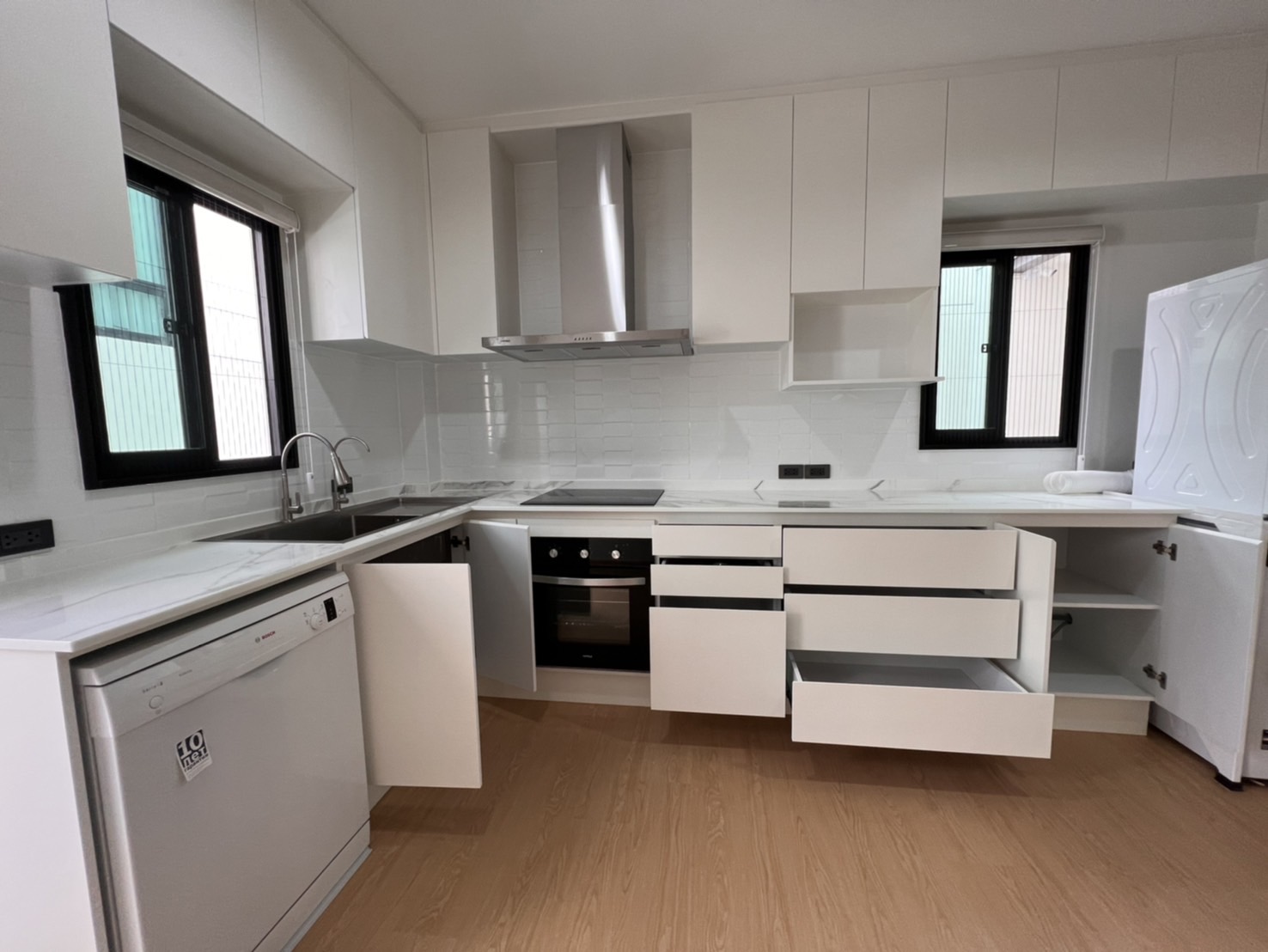 ครัวบิ้วอิน บ้านคุณ JIB