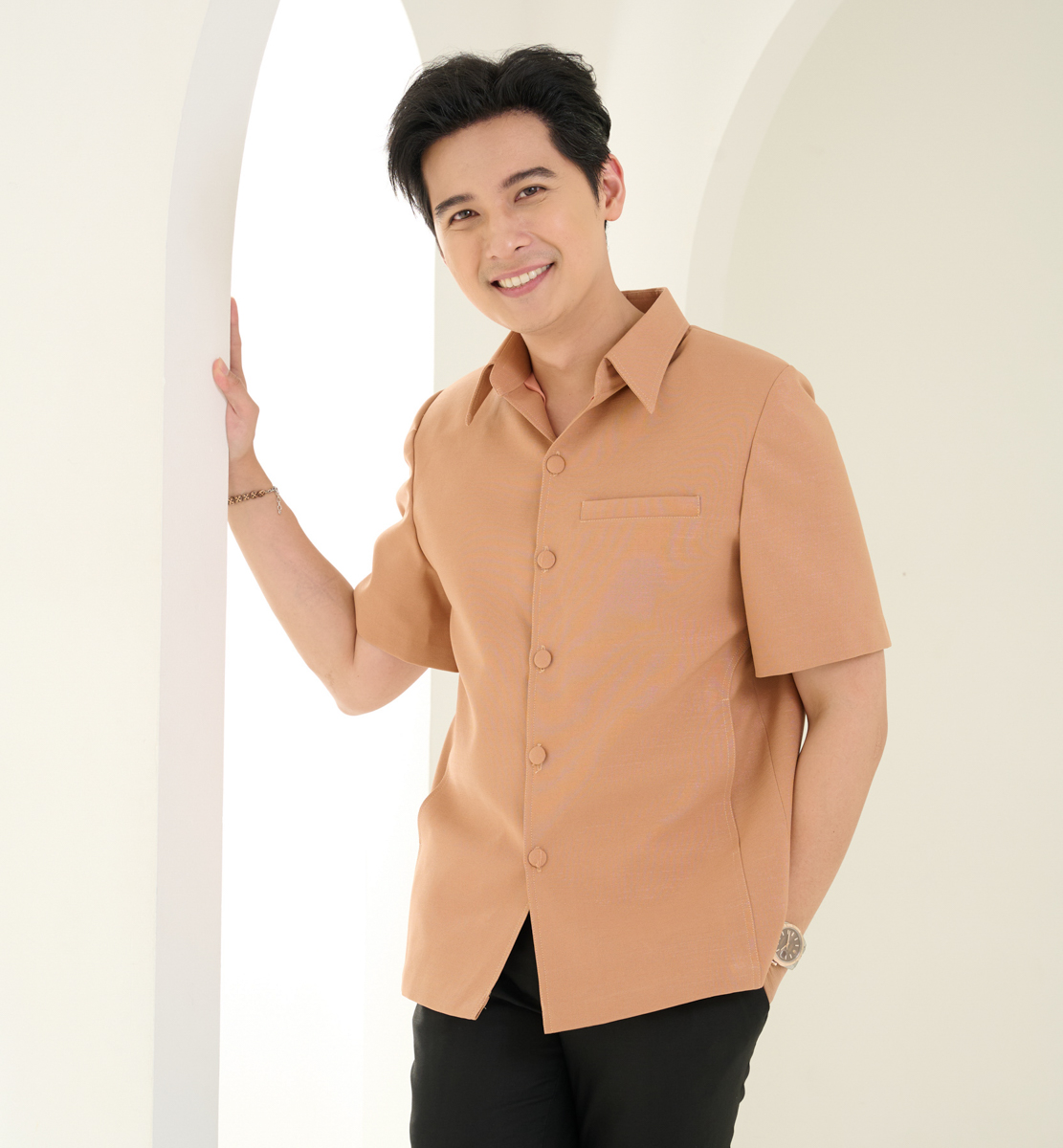 เสื้อผ้าฝ้ายแพรเงิน สีน้ำตาลทอง ไซส์ M