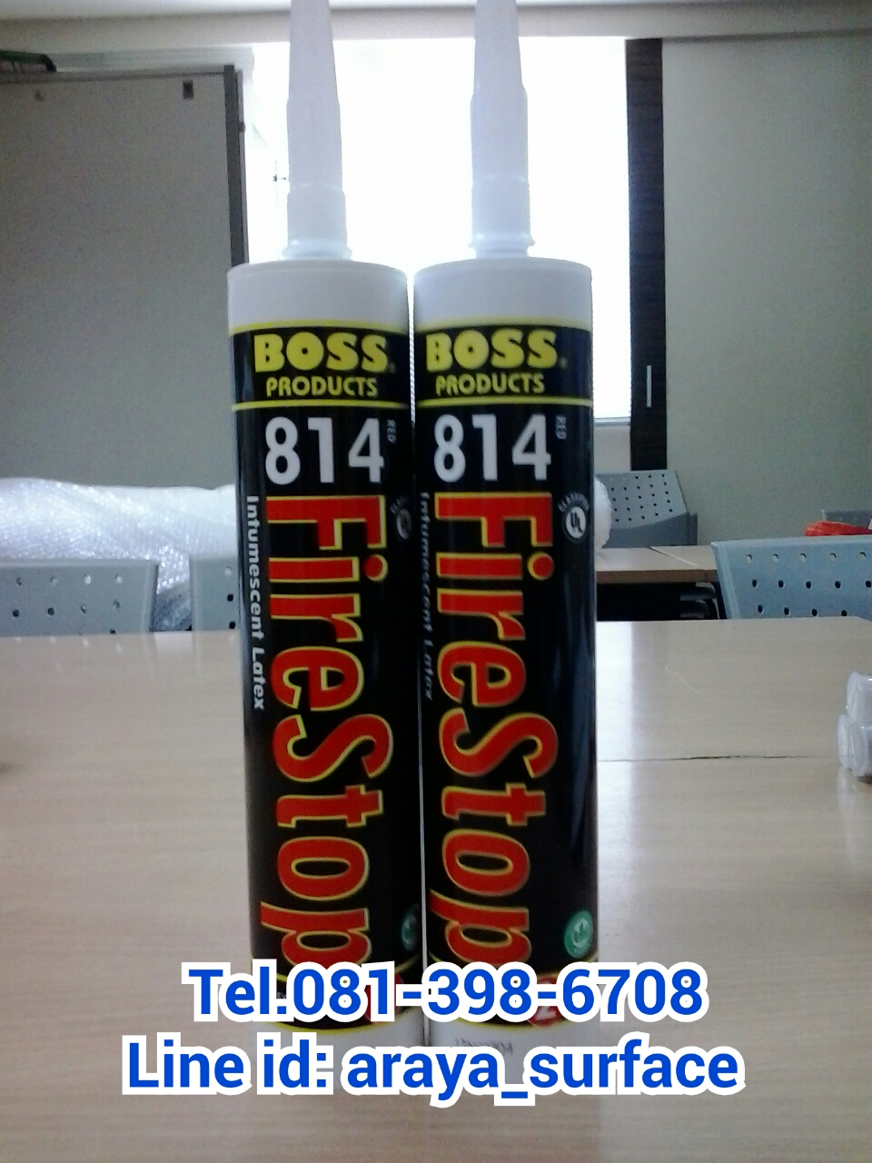 Boss 814 In tumescent Latex Firestop Sealant สิลิโคนป้องกันไฟลาม เป็นวัสดุยาแนวยึดเกาะได้ดีกับคอนกรีต,โลหะ,ไม้,พลาสติก,และฉนวนหุ้มสายไฟ ใช้สำหรับอุดบริเวณรอบท่อที่ลอดผ่าน