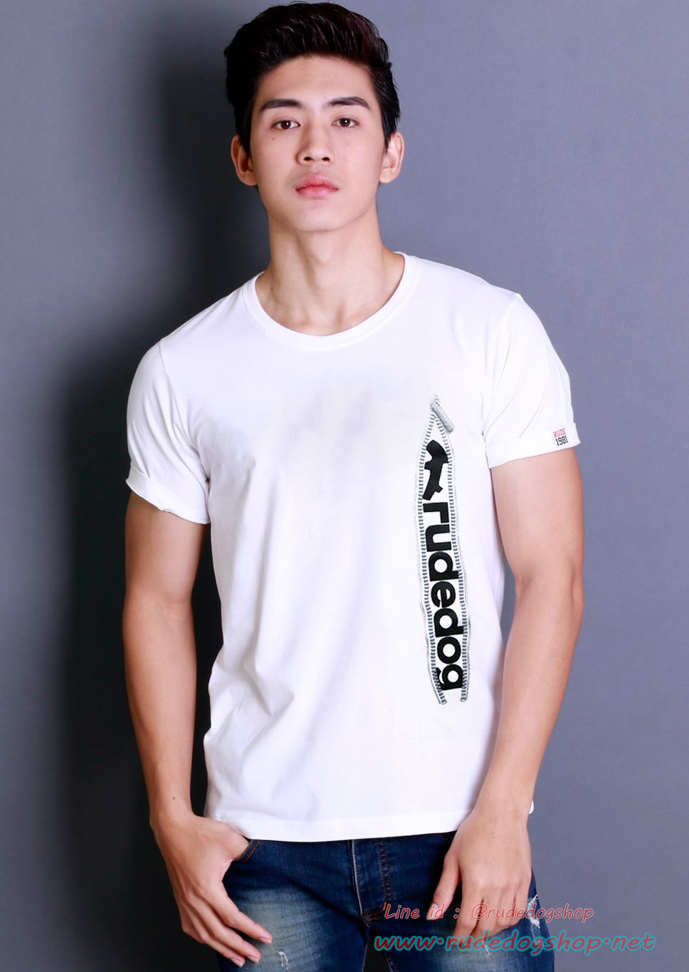 เสื้อยืดคอกรมแขนสั้น rudedog รุ่น Zipper (ซิปเปอร์) Size L