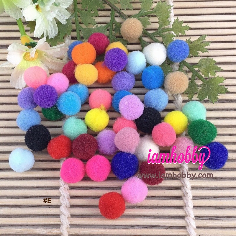 ปอมปอมสำหรับงานฝีมือ ขนาด 10 มิล (คละสีแพ็คละ 50 ชิ้น) เลือก Set
