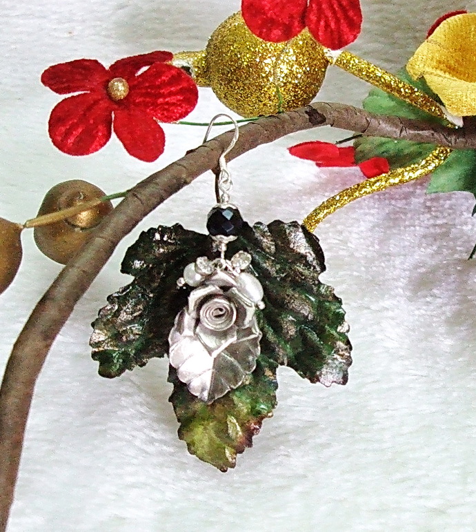 ต่างหูนิลกับเงิน