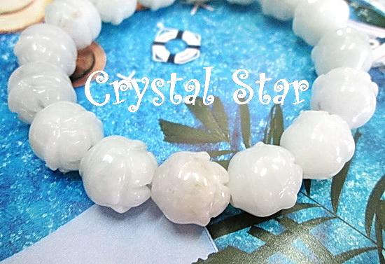 สร้อยข้อมือหยกแกะสลัก