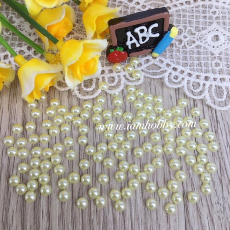 มุกครึ่งซีกโทนสีหวาน ขนาด 4 มิล (แพ็คละ 200 ชิ้น/สี) (เลือกสี)