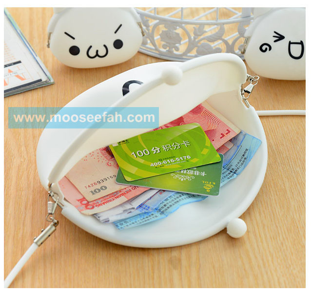 กระเป๋าสะพาย EMOJI