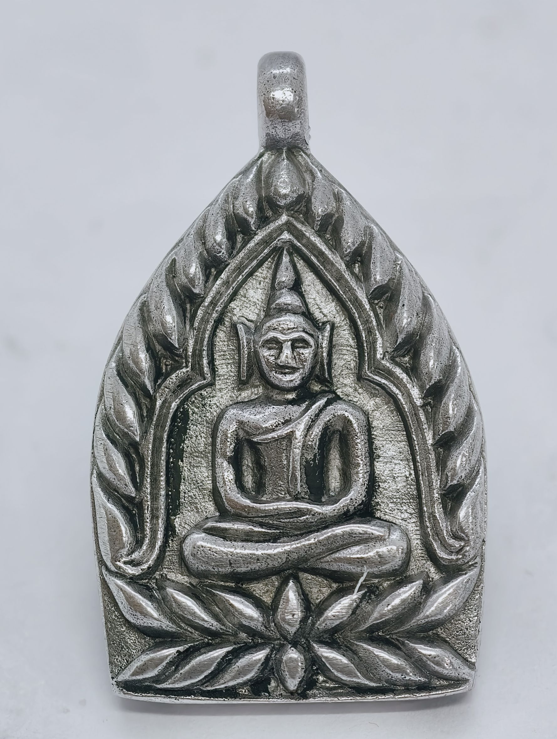 หลวงปู่พรหมมา วัดยานนาวา เจ้าสัวรุ่นแรก กรรมการเนื้อเงินยวง KA 2432