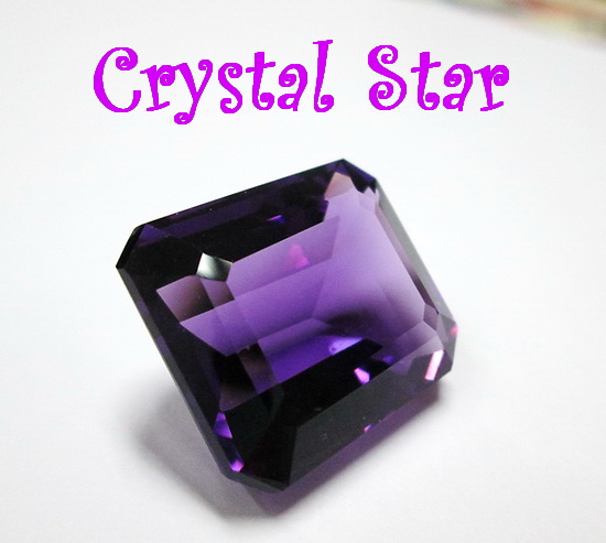 พลอยอเมทิสทรงสี่เหลี่ยม