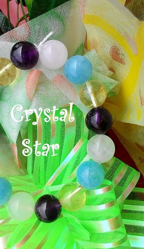 สร้อยข้อมือหินสีรวม