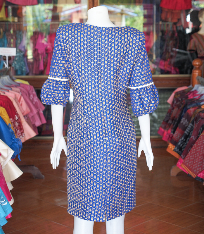 เดรสผ้าฝ้ายทอลายดอกหวาย สีน้ำเงิน ไซส์ S