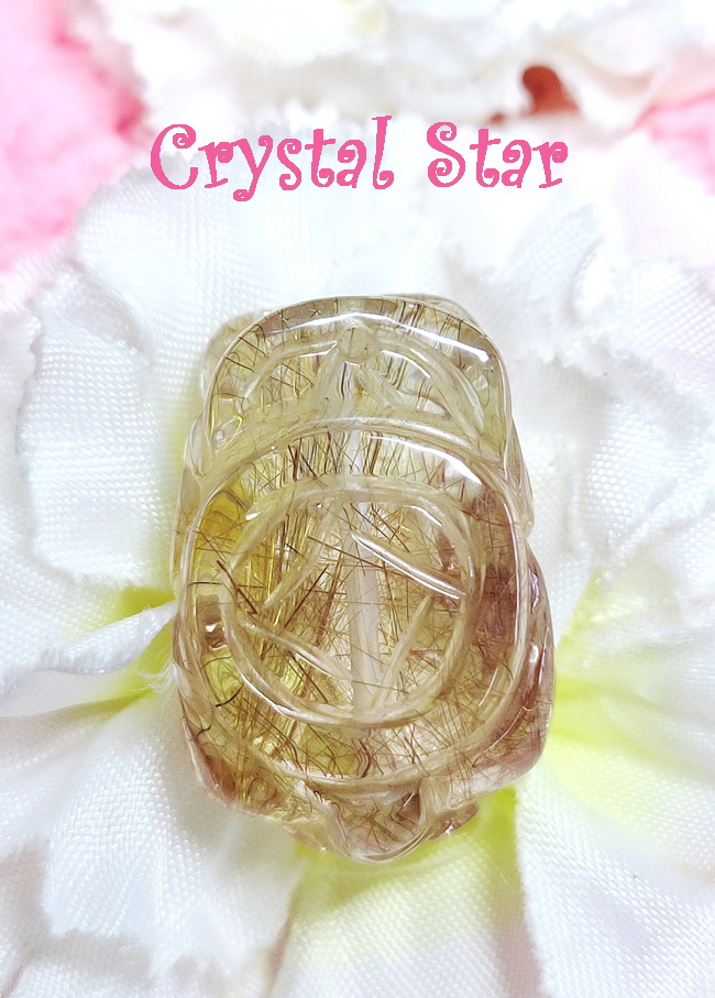 ไหมทองแกะสลักรูปปี่เซี๊ยะ